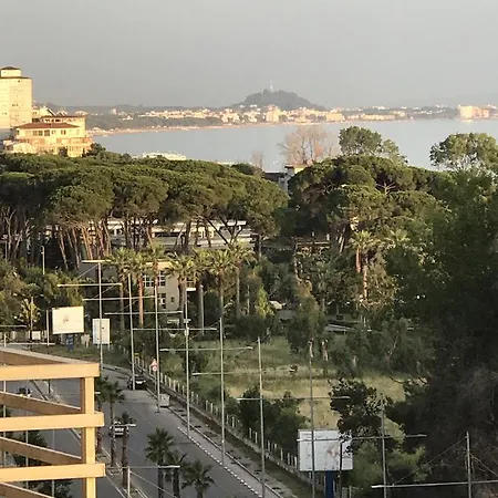 아파트 Vera In Saranda *